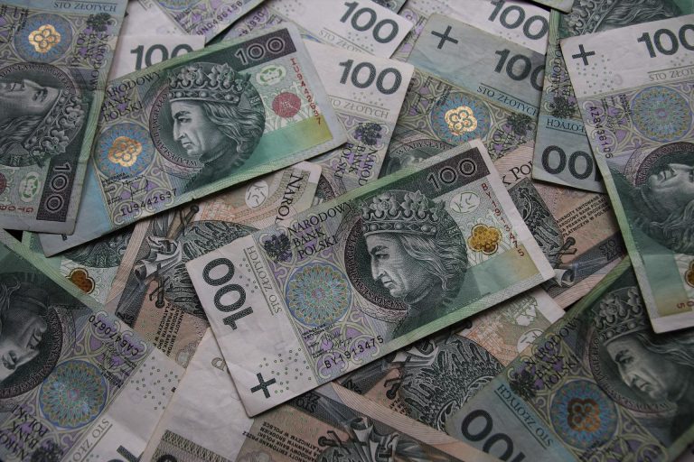 Gotówka - banknoty 100zł
